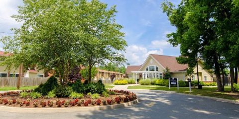 Residents - Village at the Arbors Apartments